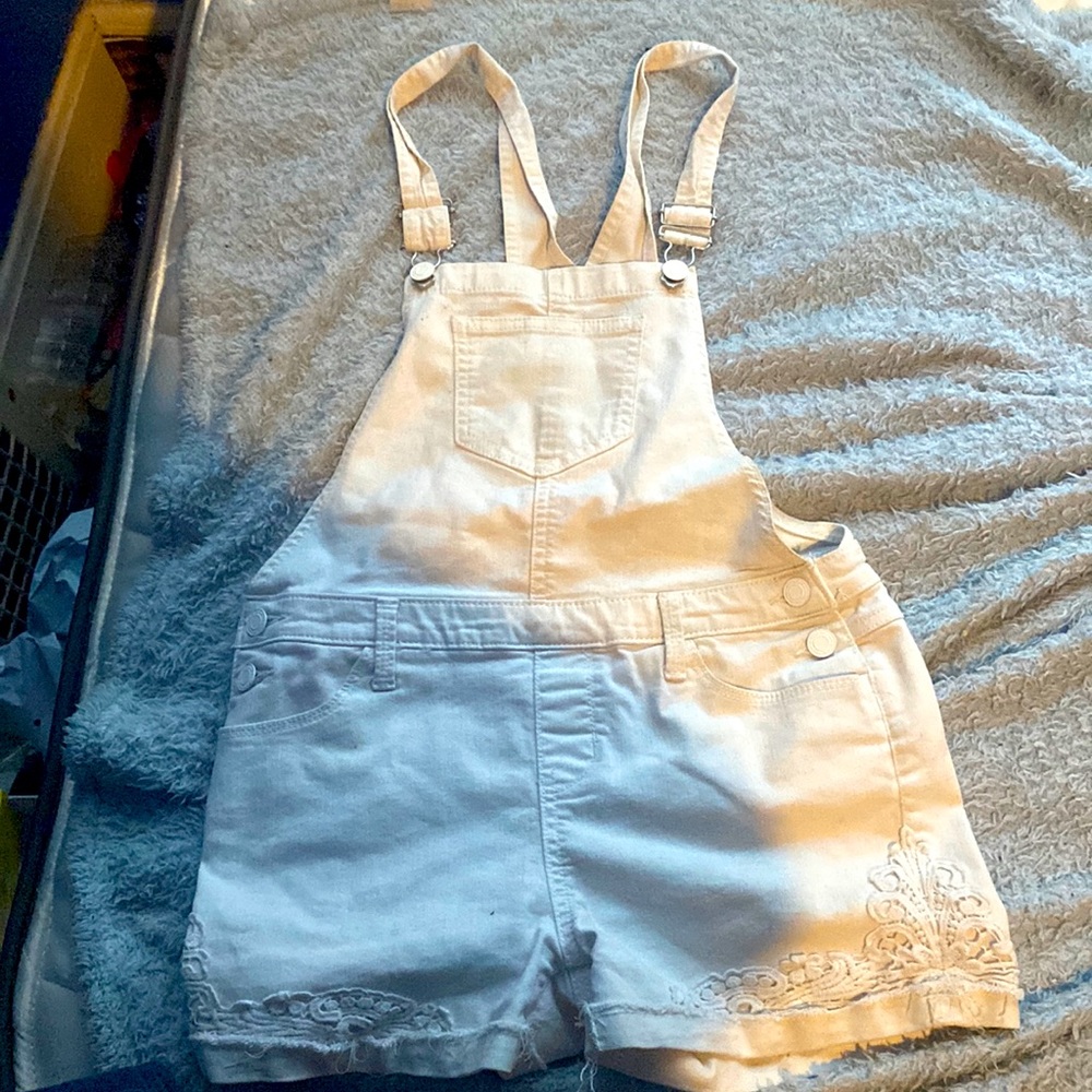 SO white overalls